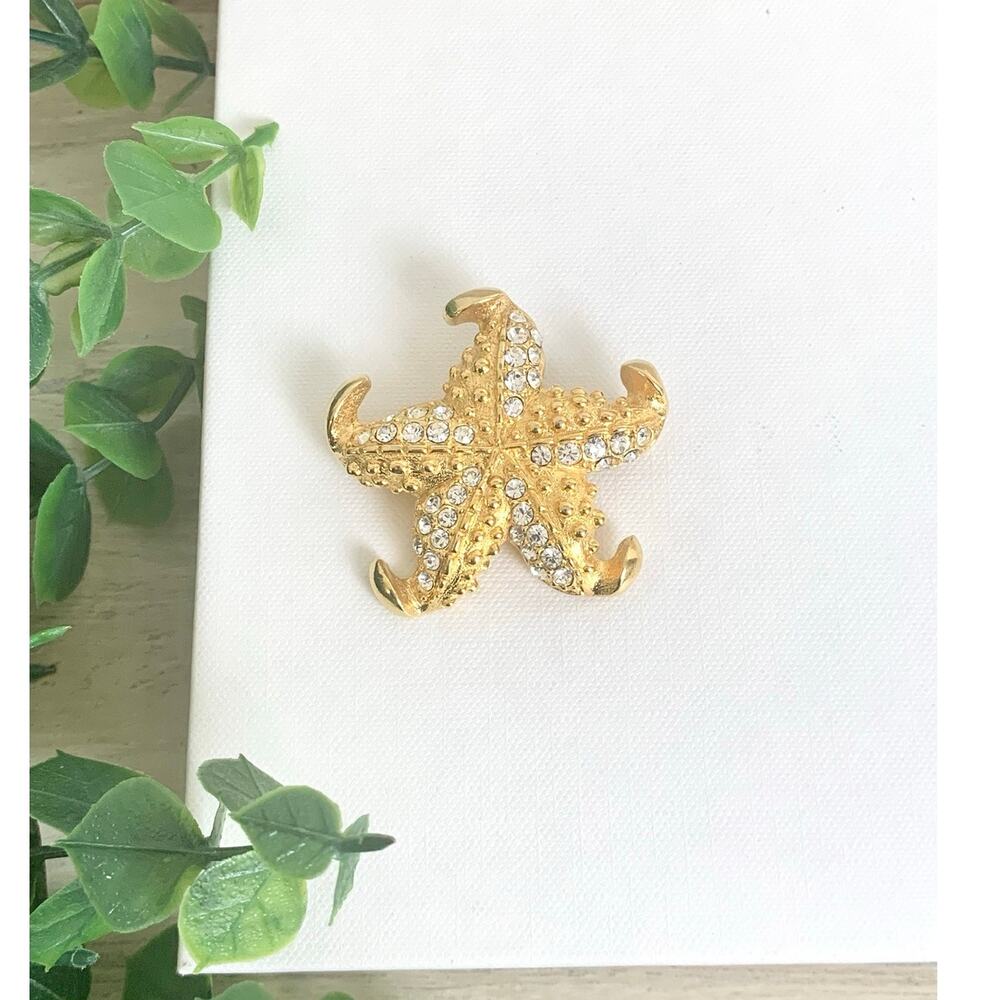 Vintage Goldtone Rhinestone Starfish Brooch Coastal Jewelry Pin Nautical Shell